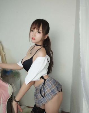 女明星被躁在线观看免费_高清国产国语三级