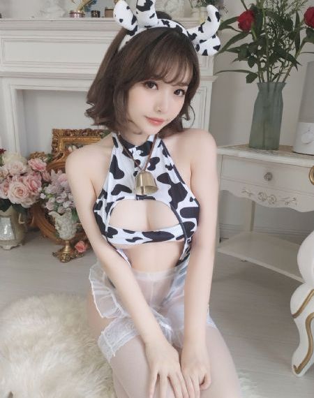 可疑的美容院在线观看_BD韩语免费观看视频