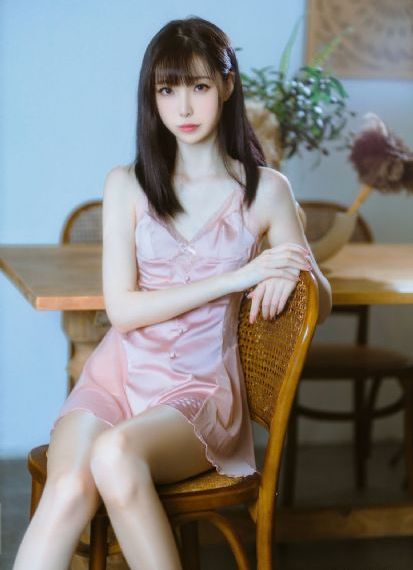 大胸女友hd在线播放_4K手机在线看