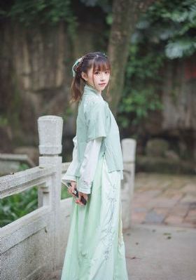 向魔王伊布罗贾献身吧_未删减完整版