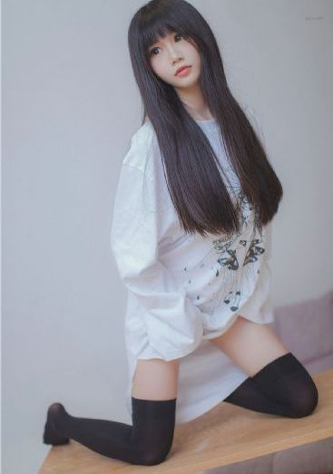 美女来了_1080高清在线观看