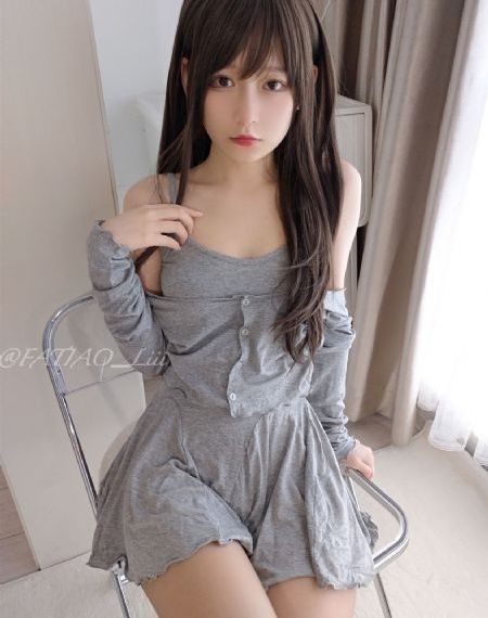 《从指尖传出的热情1》_超清在线观看
