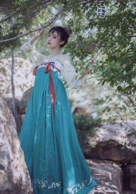 女教师免费观看_高清电影大全在线